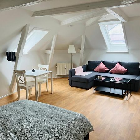 Lovely 1 Room Apartment Aarhus C Bagian luar foto
