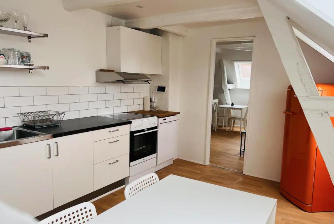 Lovely 1 Room Apartment Aarhus C Bagian luar foto